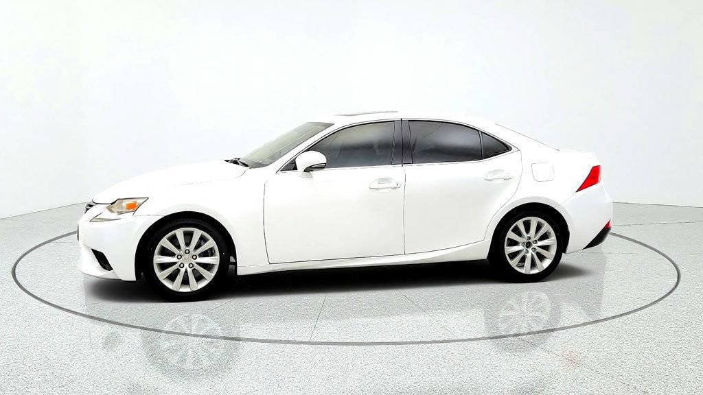 Used 2016 Lexus IS 200t RWD image 8