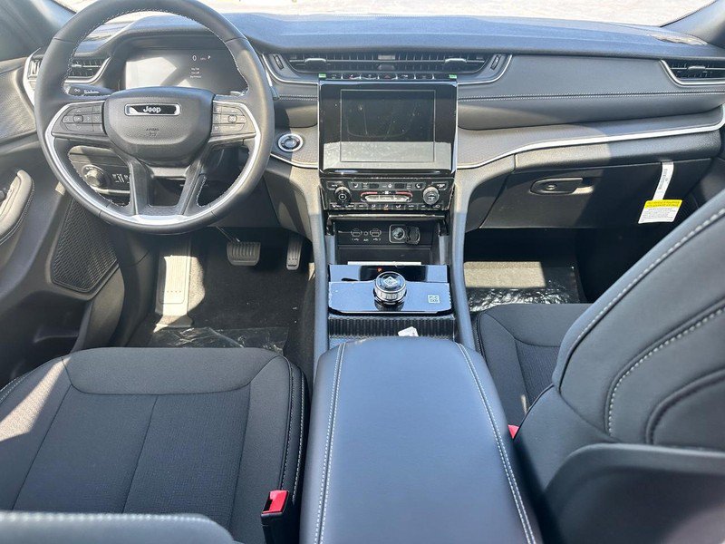 New 2026 Jeep Grand Cherokee L 4WD image 6