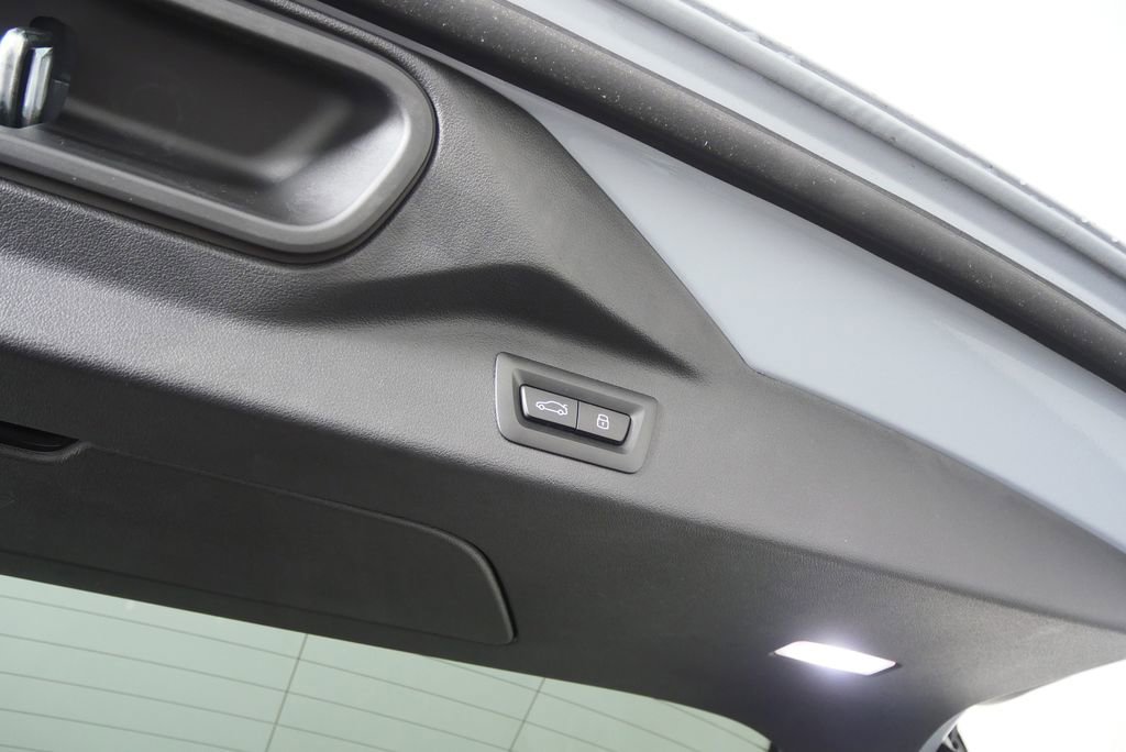 Certified 2025 BMW X7 M60i image 20