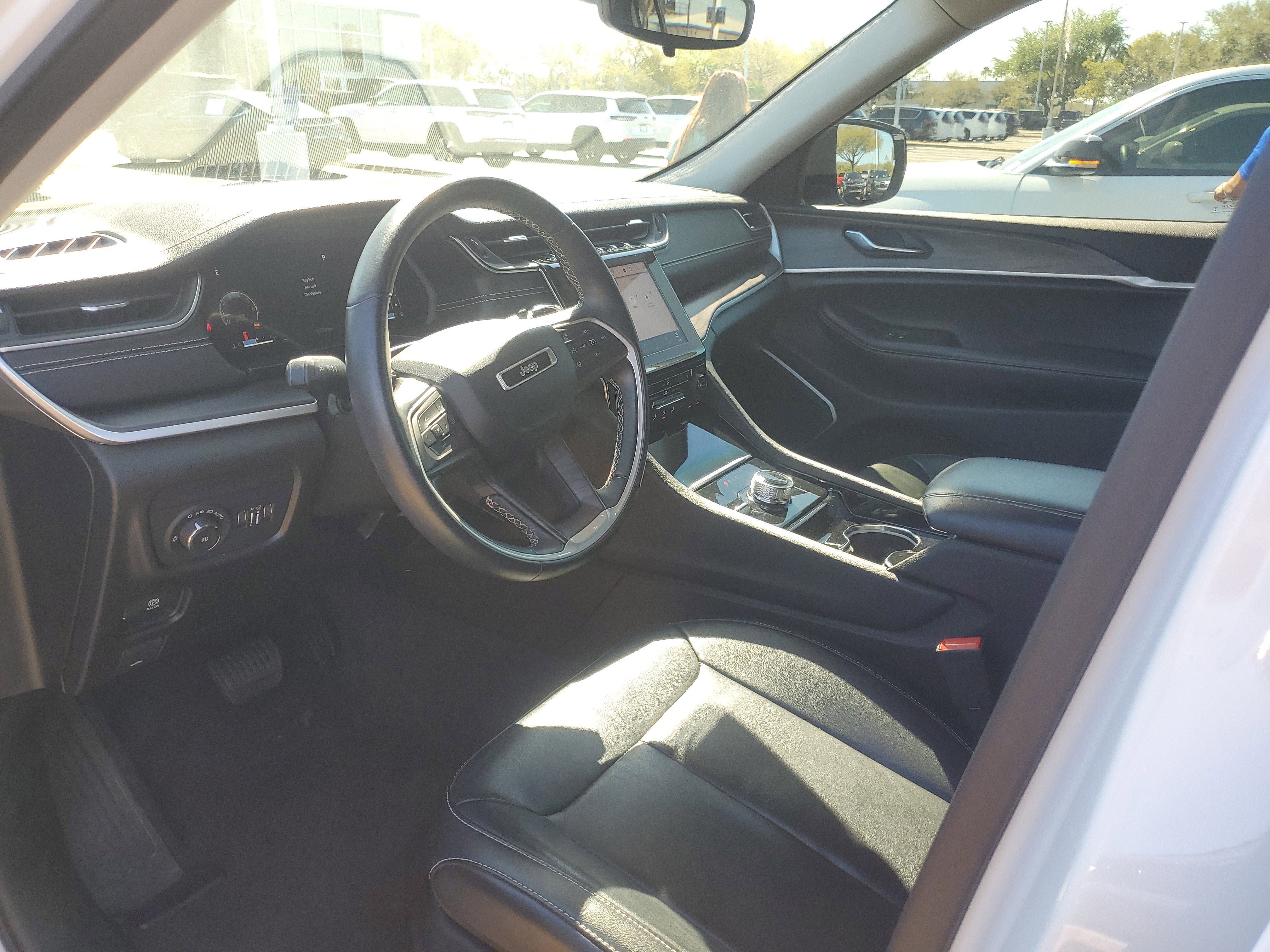 Used 2021 Jeep Grand Cherokee L Limited image 11