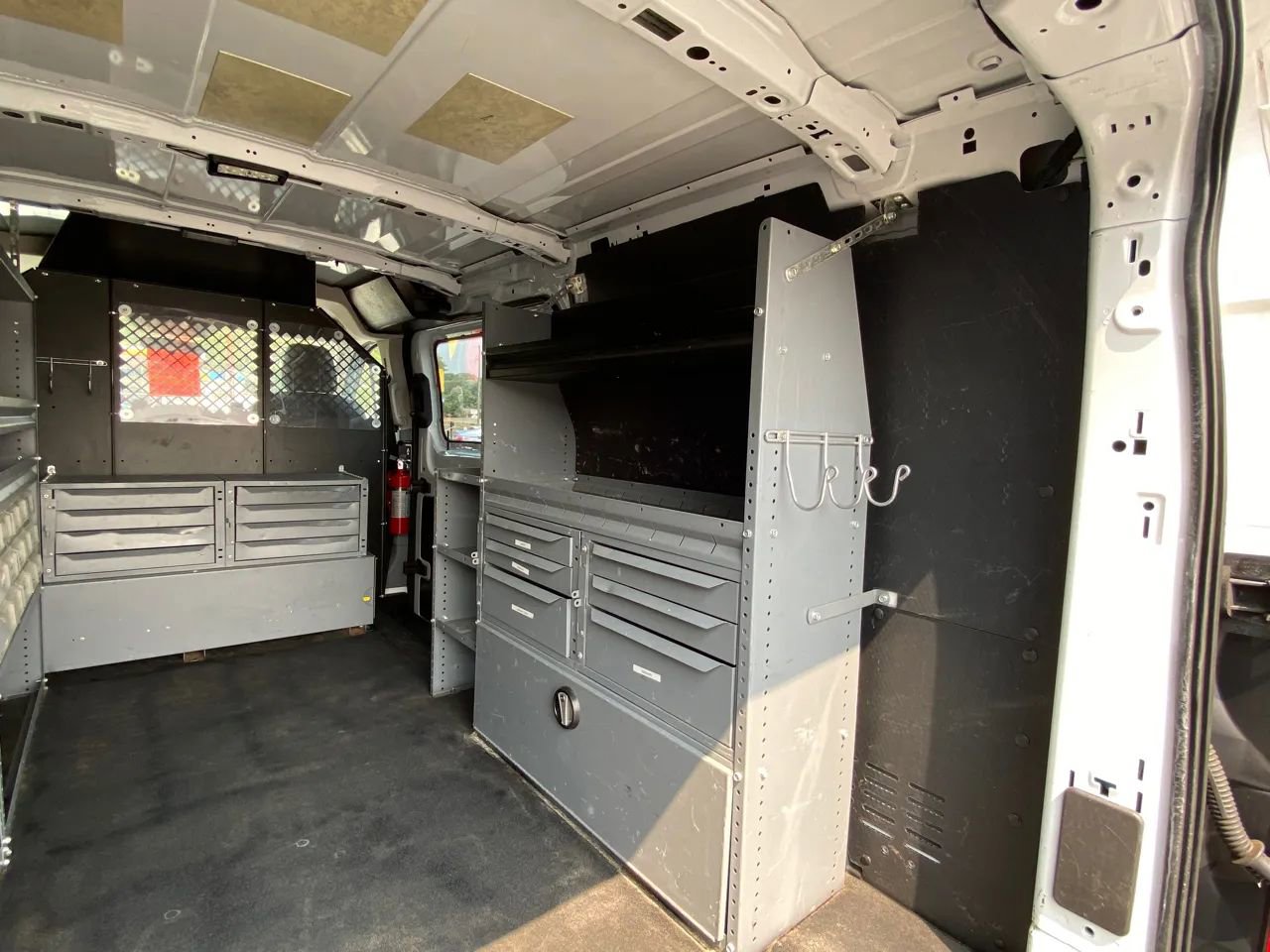 Used 2016 Ford Transit 150 Low Roof RWD image 30