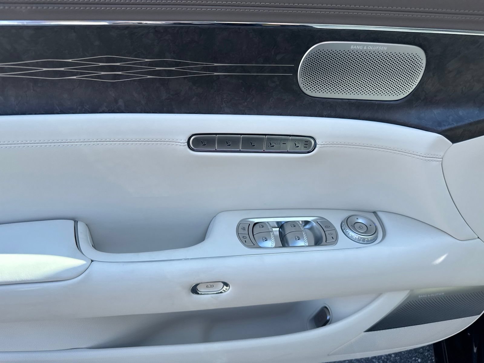 New 2026 Genesis G90 3.5T AWD/4WD image 19