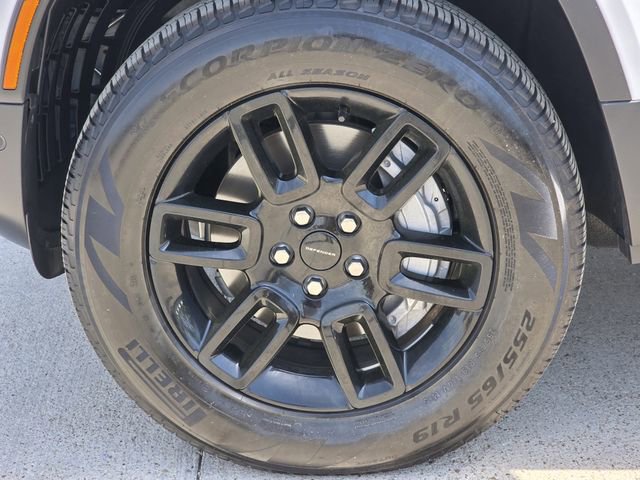 Used 2026 Land Rover Defender 110 S image 9