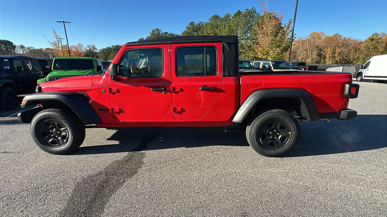 New 2026 Jeep Gladiator Sport image 11