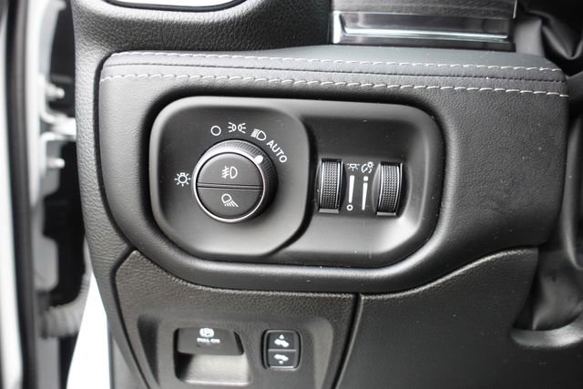 Used 2022 RAM 1500 Limited image 21