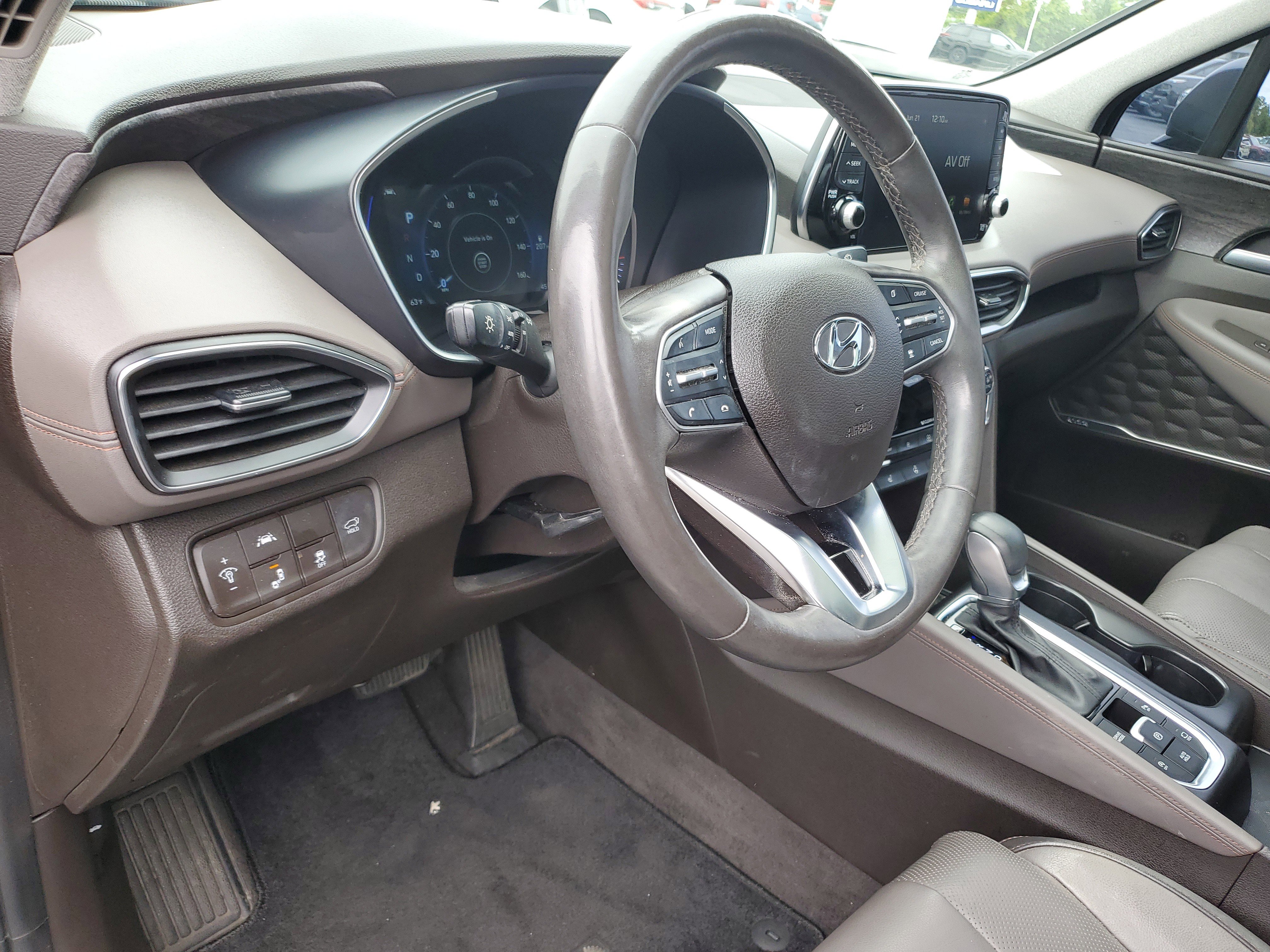 Used 2020 Hyundai Santa Fe Limited FWD image 19