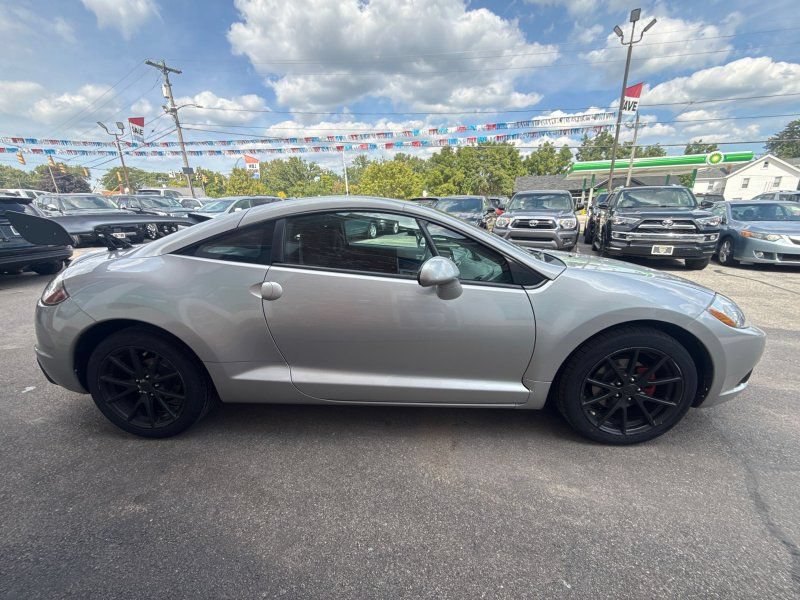 Used 2012 Mitsubishi Eclipse GS FWD image 4