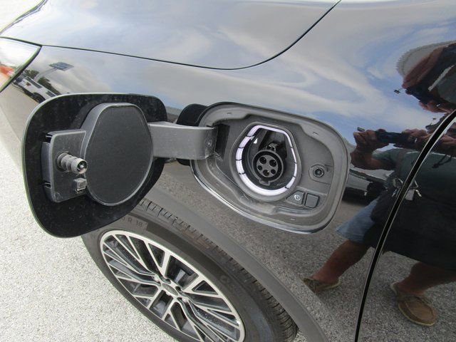 New 2024 Ford Escape SE w/ PHEV Premium Package image 5
