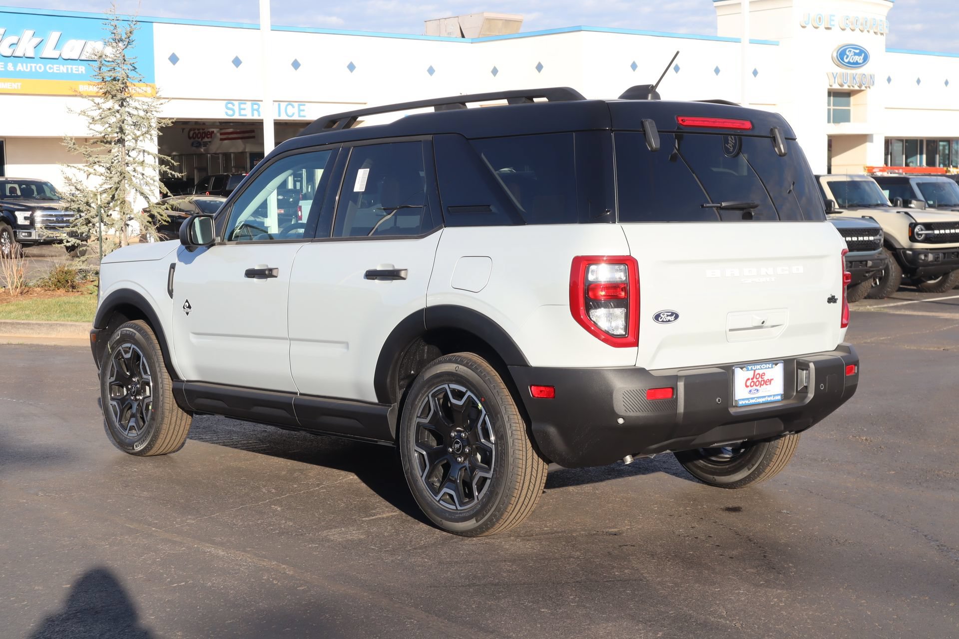 New 2026 Ford Bronco Sport Outer Banks w/ Outer Banks Tech Package+ AWD/4WD image 23