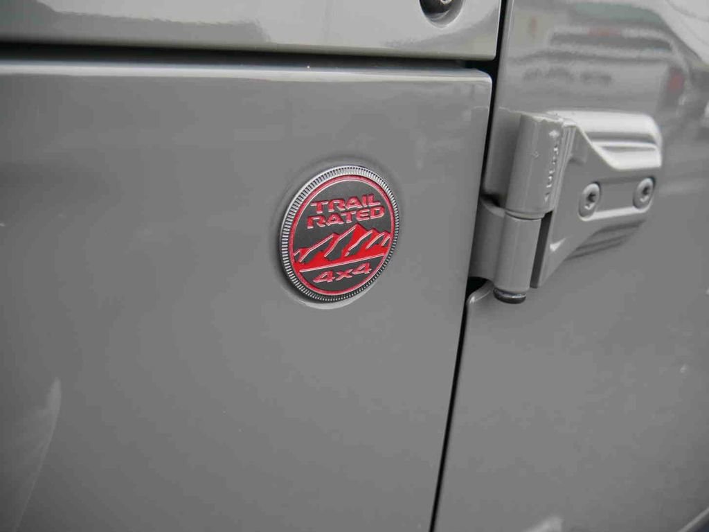 Used 2021 Jeep Wrangler Unlimited Rubicon image 28