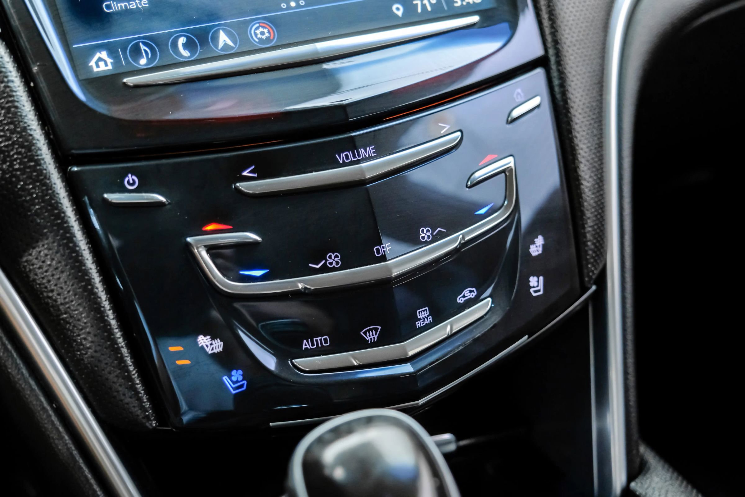 Used 2019 Cadillac XTS Luxury image 33