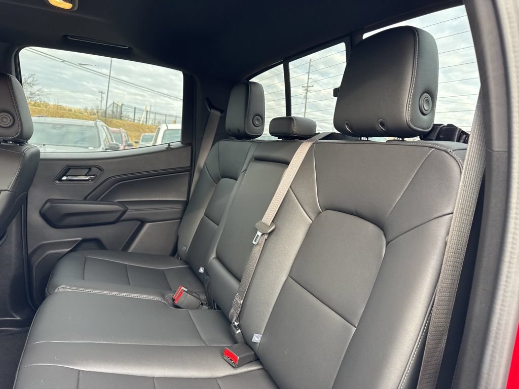New 2026 GMC Canyon Elevation w/ Convenience Package RWD image 31