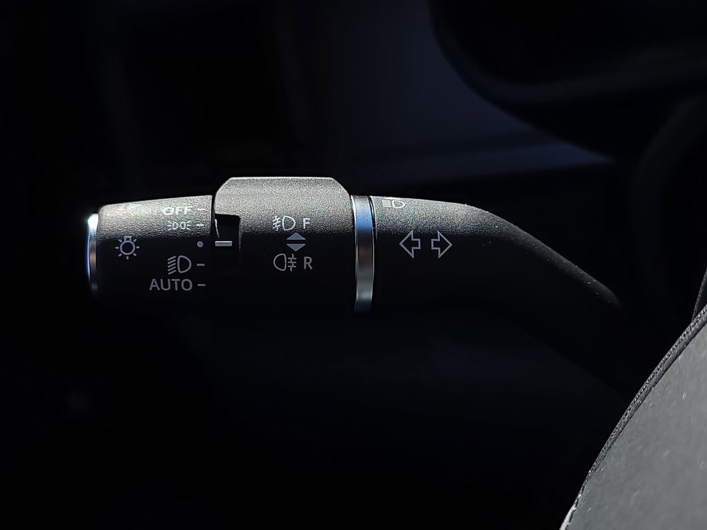 New 2026 Land Rover Defender 110 X image 26