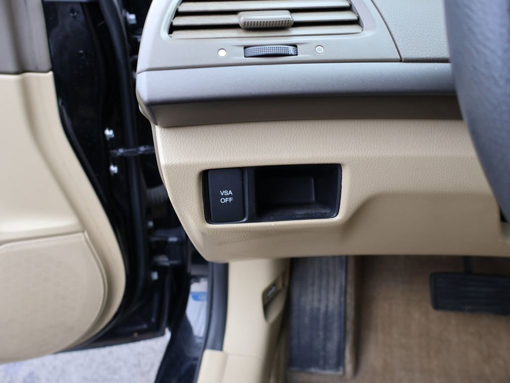 Used 2010 Honda Accord LX-P image 24