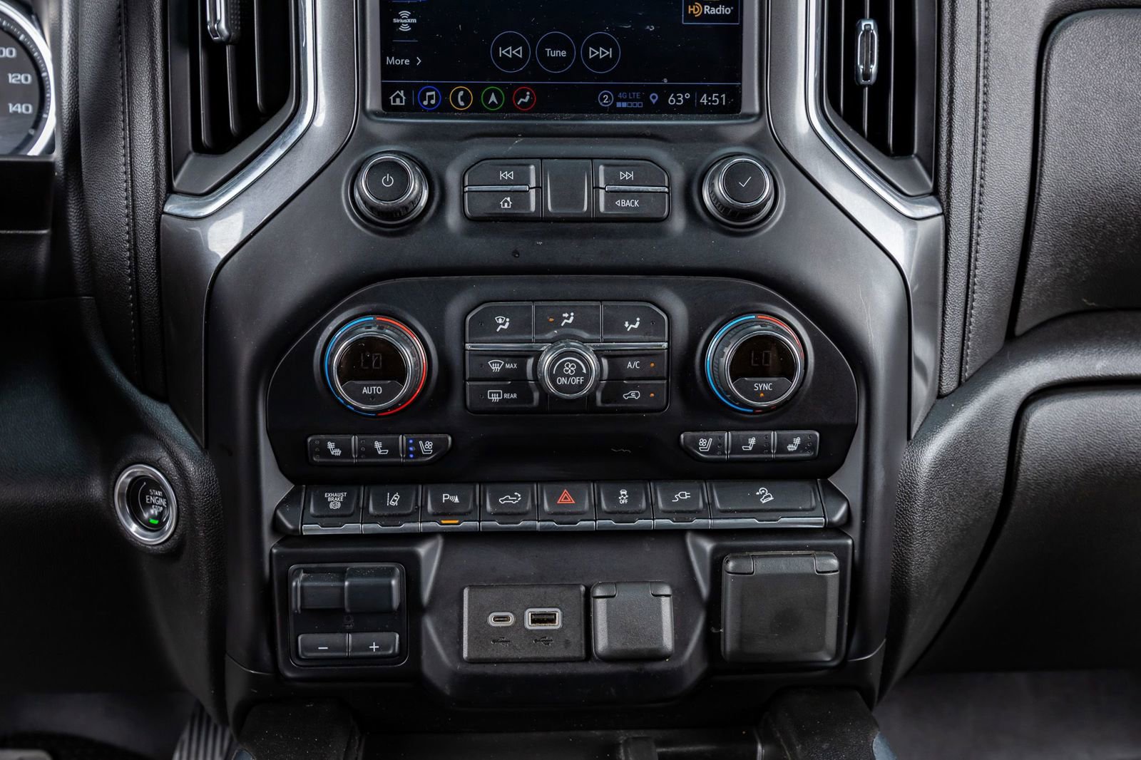 Used 2021 Chevrolet Silverado 2500 LTZ w/ Carhartt Edition AWD/4WD image 22