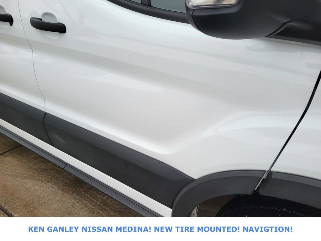 Used 2023 Ford Transit 350 XLT image 12