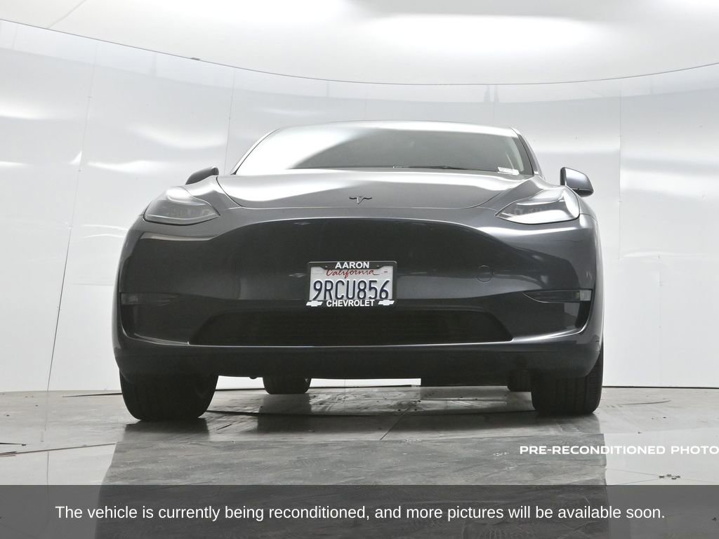 Used 2025 Tesla Model Y Long Range image 55