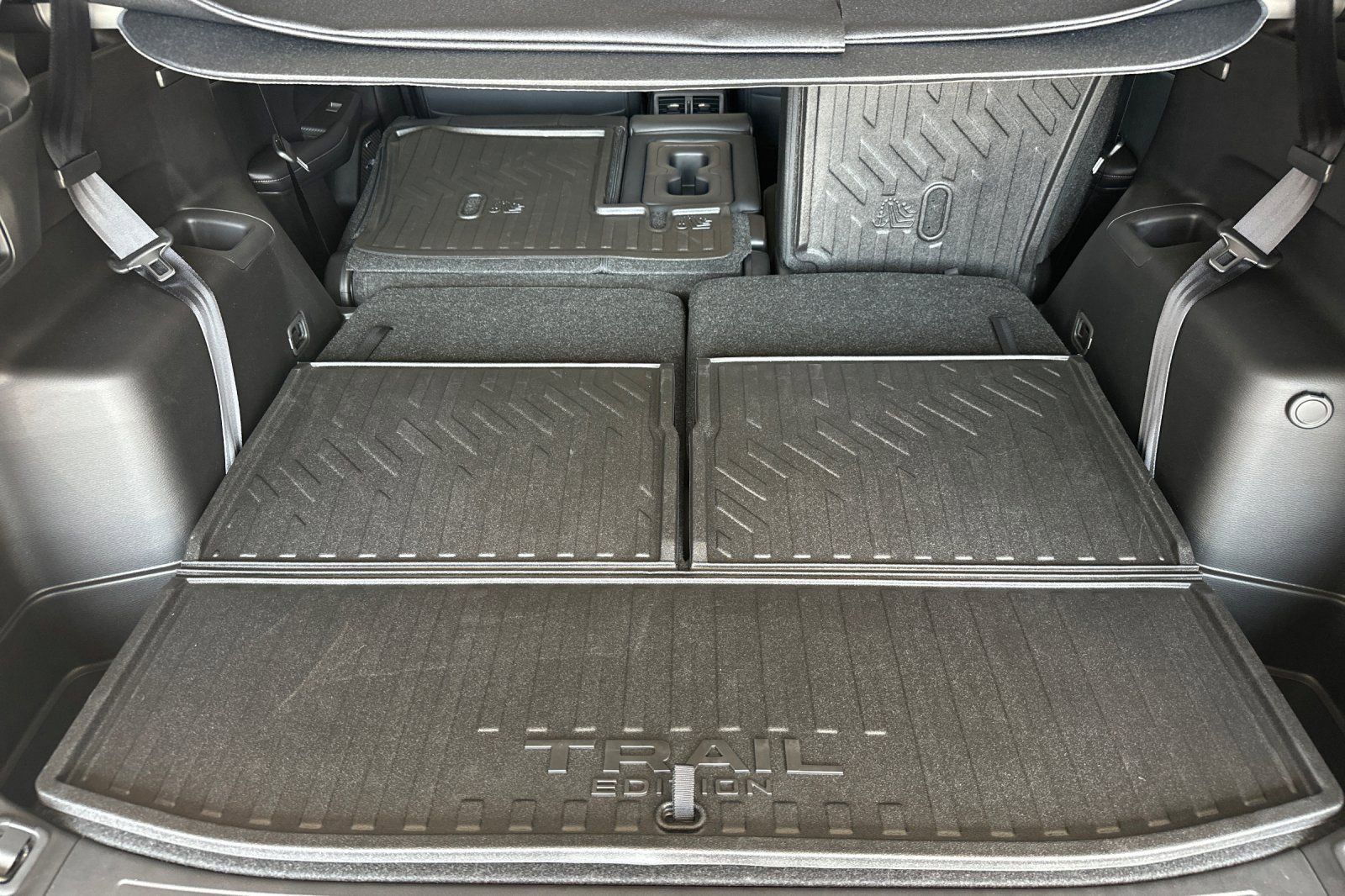 New 2025 Mitsubishi Outlander SE image 15