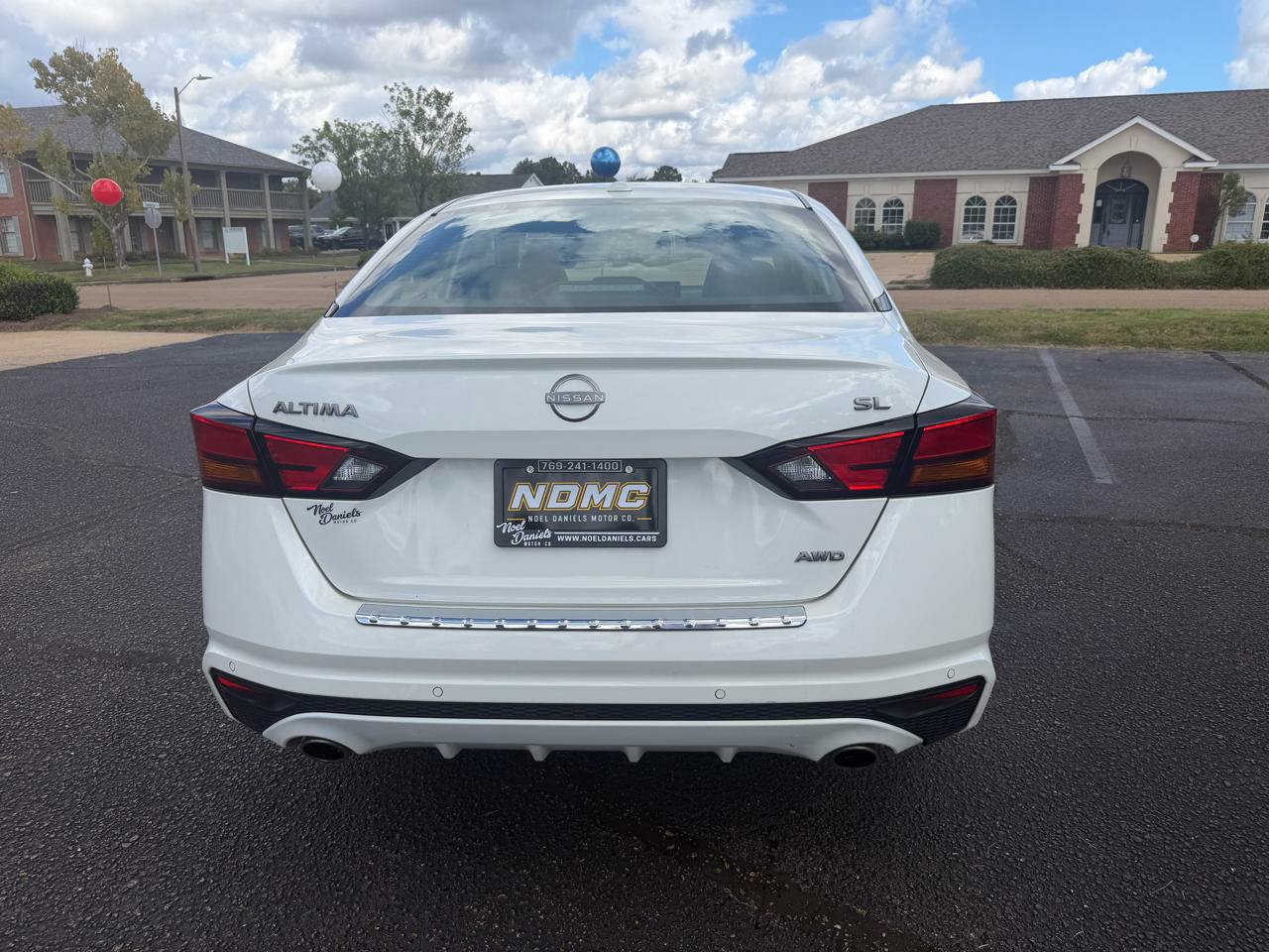 Used 2023 Nissan Altima 2.5 SL AWD/4WD image 5