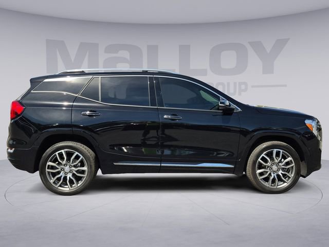 Used 2023 GMC Terrain Denali w/ Denali Premium Package image 6