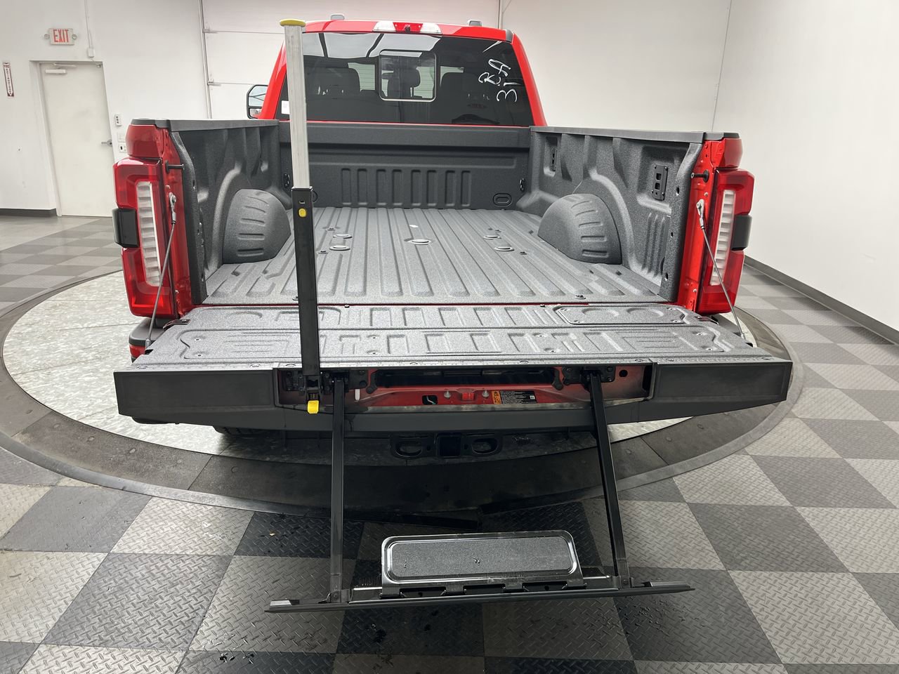New 2025 Ford F250 XL w/ STX Appearance Package AWD/4WD image 27