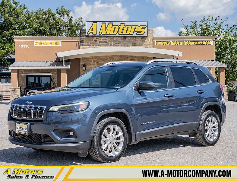 Used 2019 Jeep Cherokee Latitude w/ Popular Appearance Group