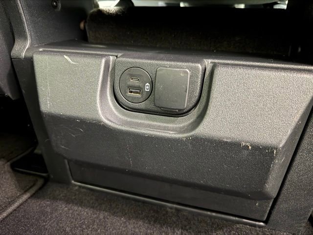 Used 2023 Ford F150 XLT image 11