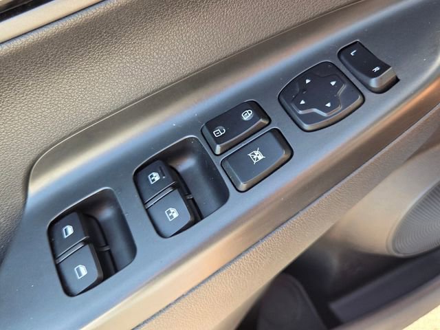 Used 2021 Hyundai Kona Night image 34