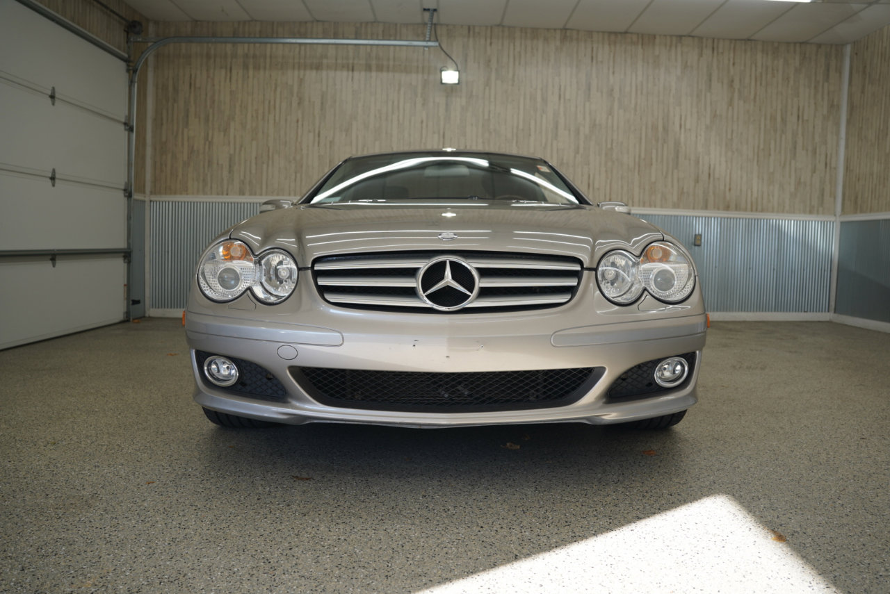 Used 2007 Mercedes-Benz SL 550 image 2