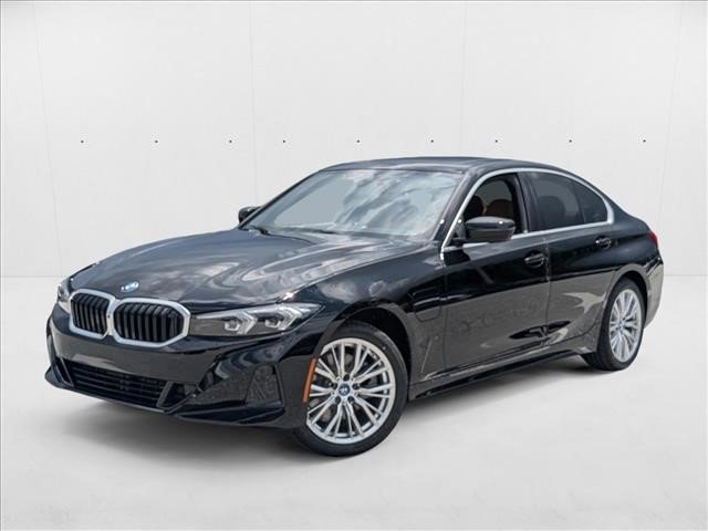 Used 2024 BMW 330e w/ Premium Package image 1