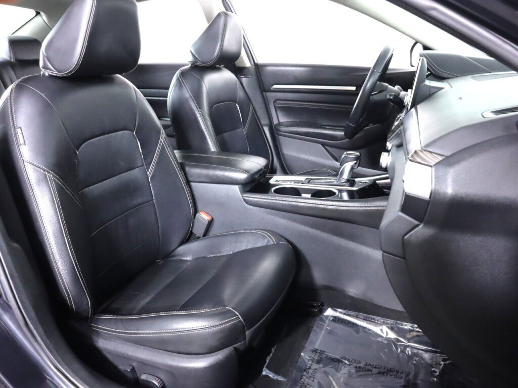 Used 2020 Nissan Altima 2.5 SL FWD image 40