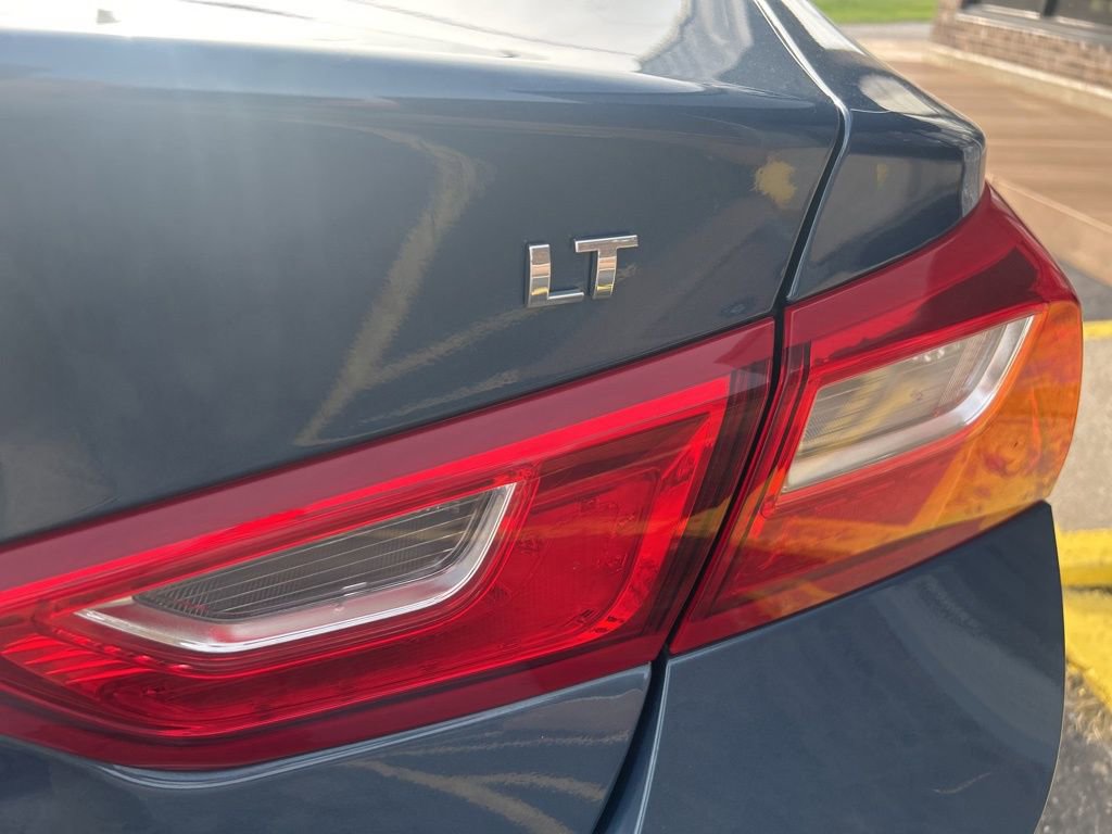 Used 2025 Chevrolet Malibu LT image 5