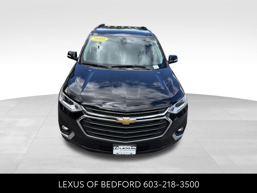 Used 2020 Chevrolet Traverse LT w/ Driver Confidence II Package AWD/4WD image 2