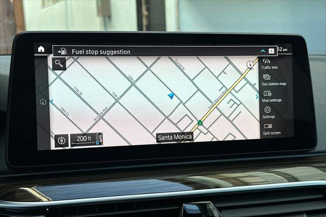 Used 2023 BMW 530e w/ M Sport Package image 17