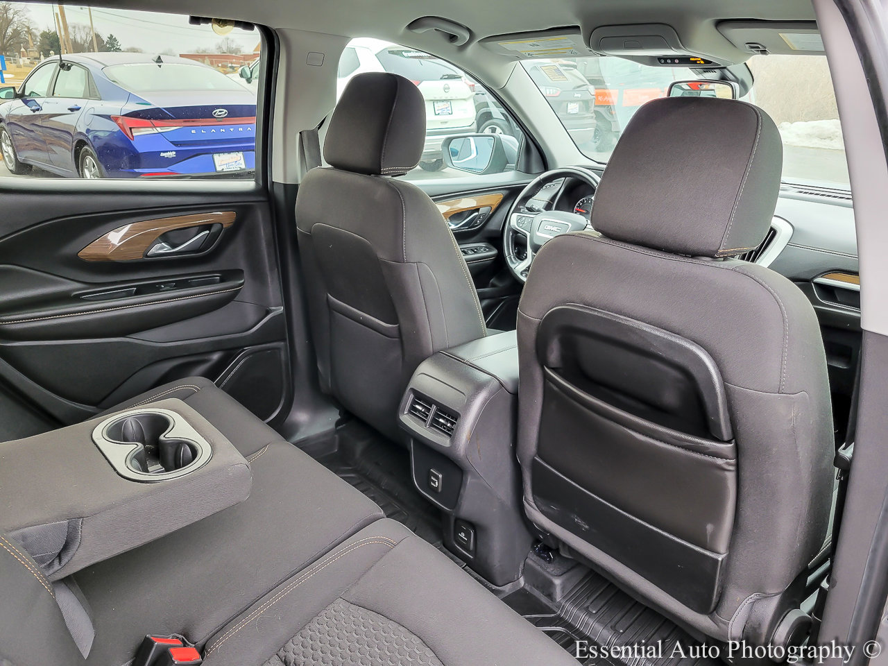 Used 2020 GMC Terrain SLE w/ Driver Convenience Package image 28