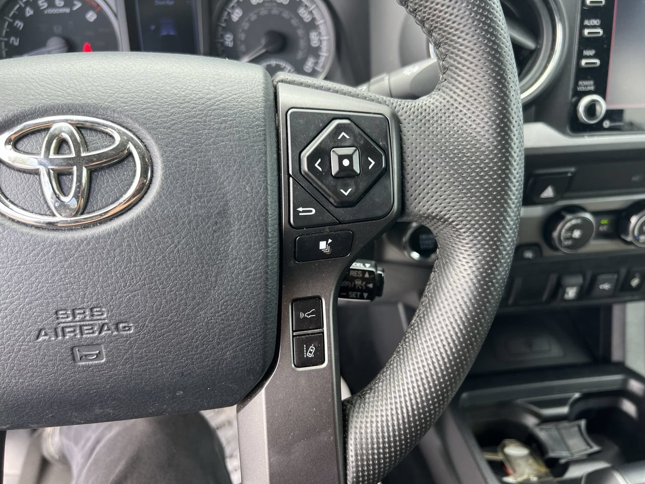 Used 2020 Toyota Tacoma TRD Sport AWD/4WD image 20