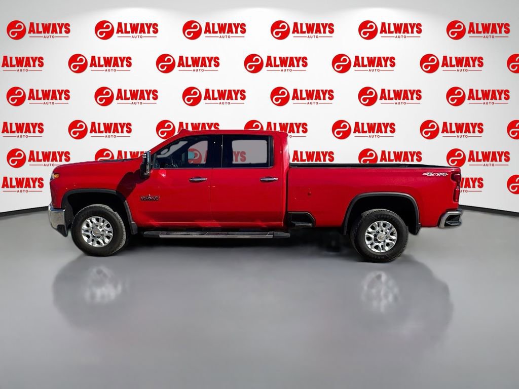 Used 2021 Chevrolet Silverado 3500 LTZ w/ LTZ Texas Edition image 10