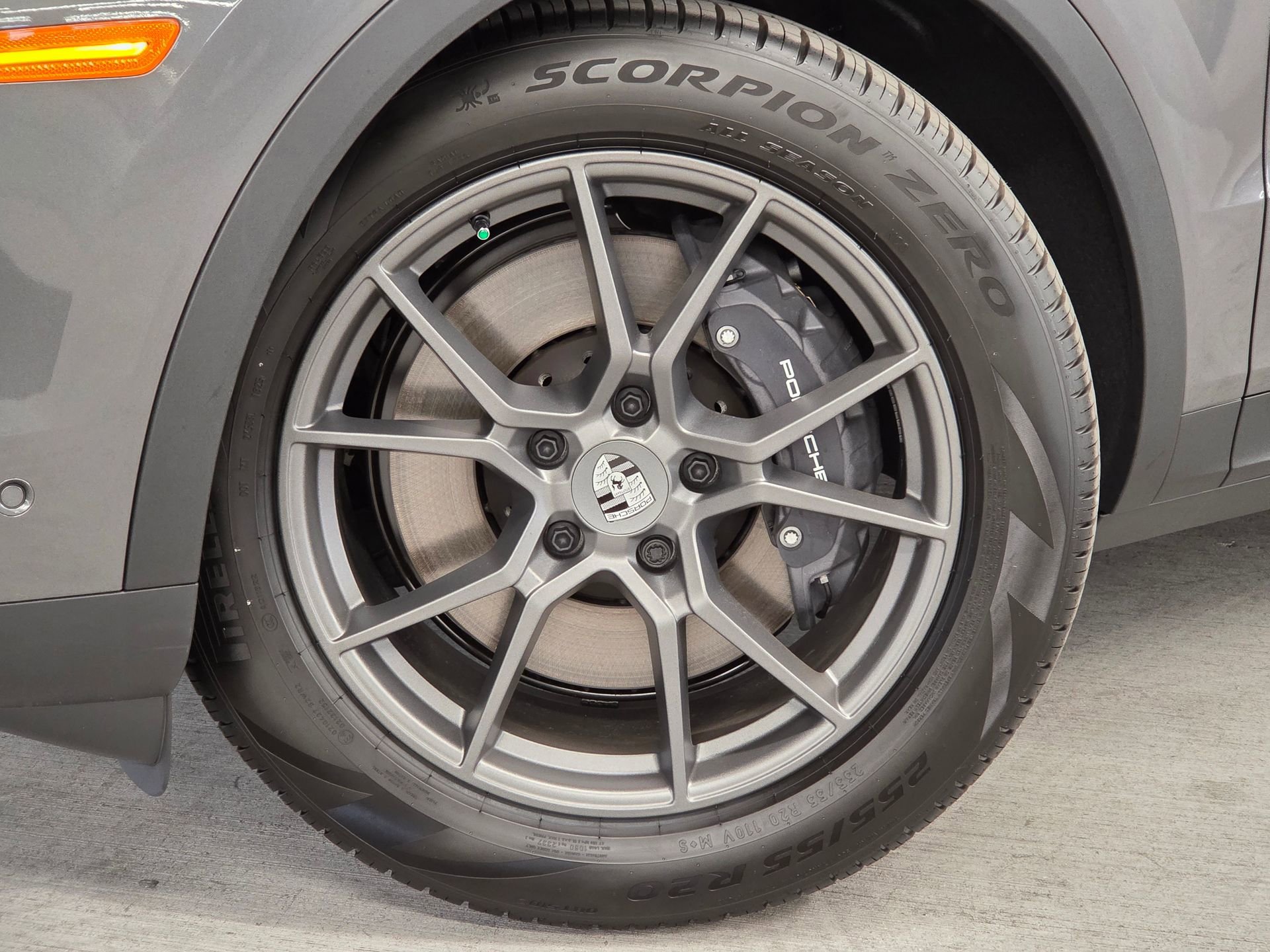 New 2026 Porsche Cayenne Base image 25