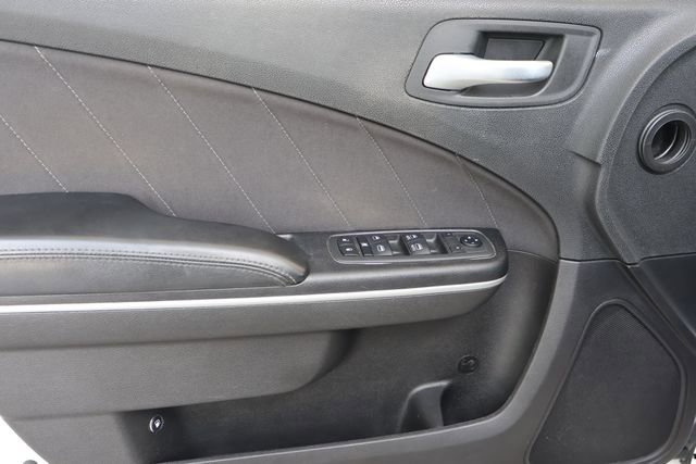Used 2019 Dodge Charger Scat Pack RWD image 13