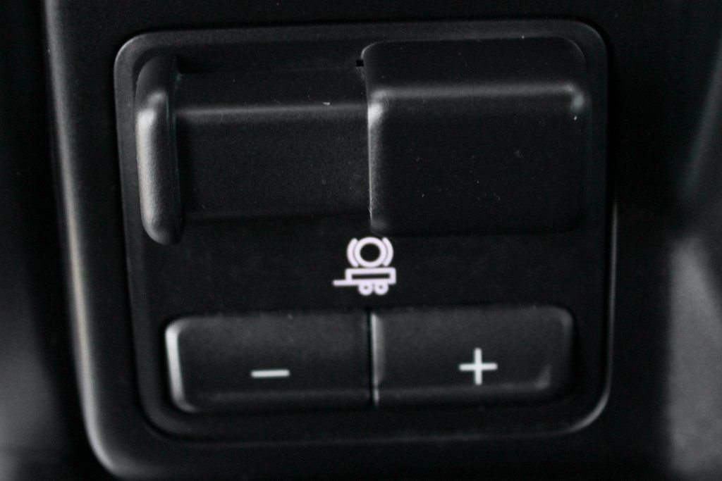 Used 2020 Chevrolet Silverado 1500 RST w/ All-Star Edition image 33