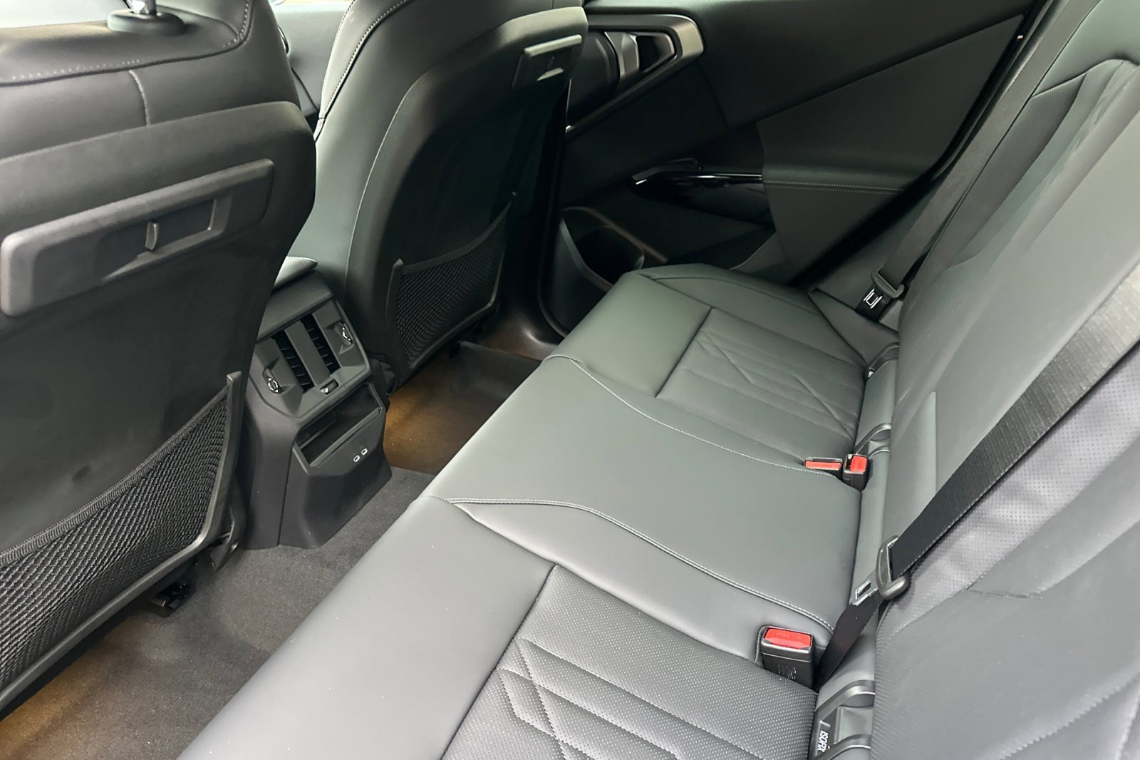 New 2026 BMW X3 xDrive30 w/ Convenience Package image 9