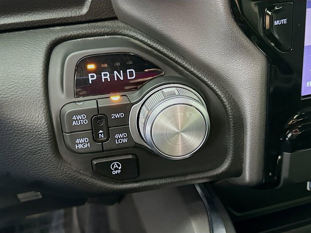 Used 2025 RAM 1500 Laramie w/ Sport Appearance Package image 27
