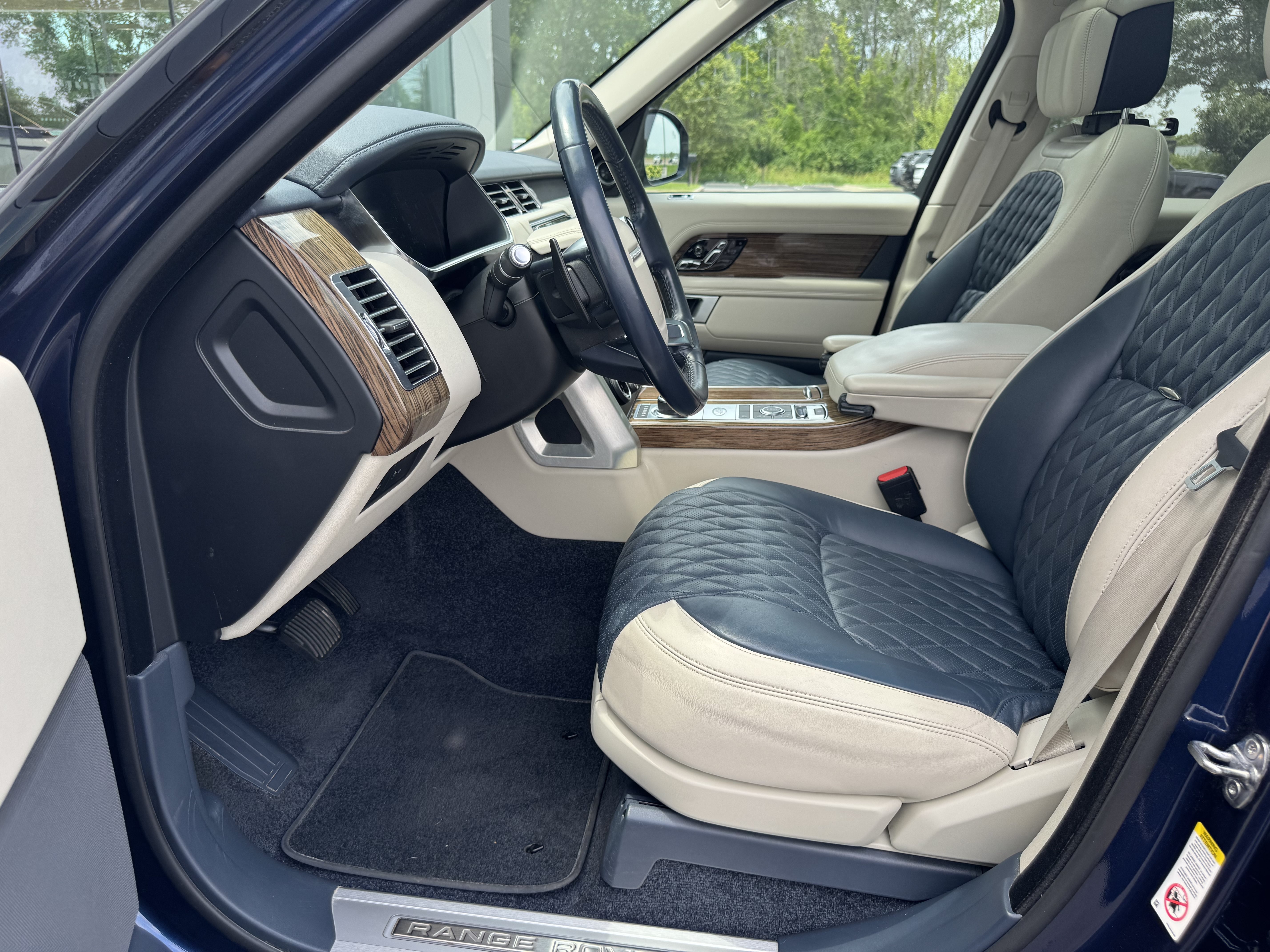 Used 2020 Land Rover Range Rover HSE AWD/4WD image 14