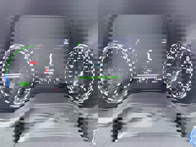 Used 2021 Toyota Sienna Limited image 12