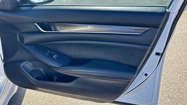 Used 2019 Honda Accord Sport image 10