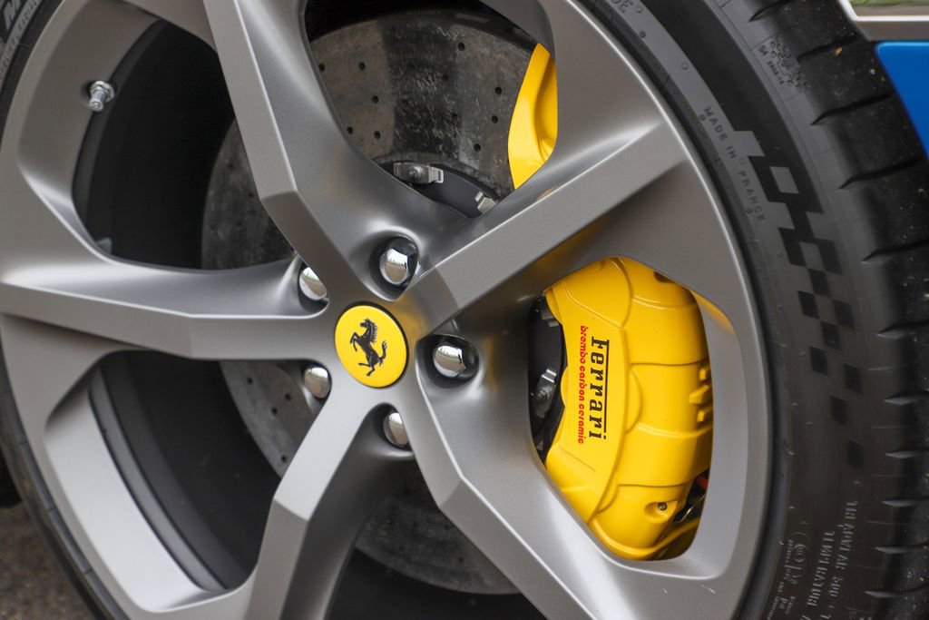 Certified 2025 Ferrari 12Cilindri RWD image 22