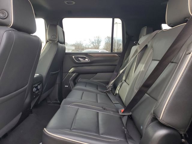 Used 2024 Chevrolet Suburban Premier AWD/4WD image 11