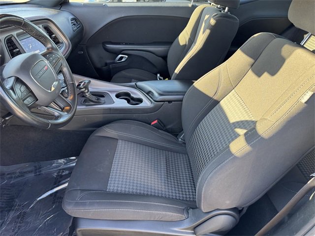 Used 2023 Dodge Challenger SXT image 10