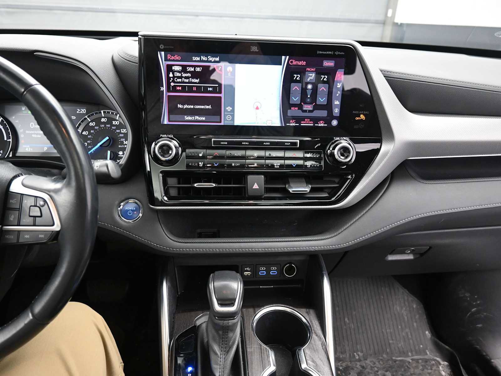 Used 2022 Toyota Highlander Platinum image 12