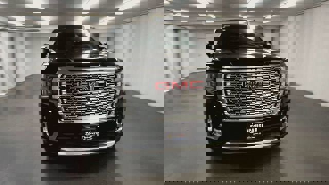 Certified 2023 GMC Yukon XL Denali w/ Denali Reserve Package image 3